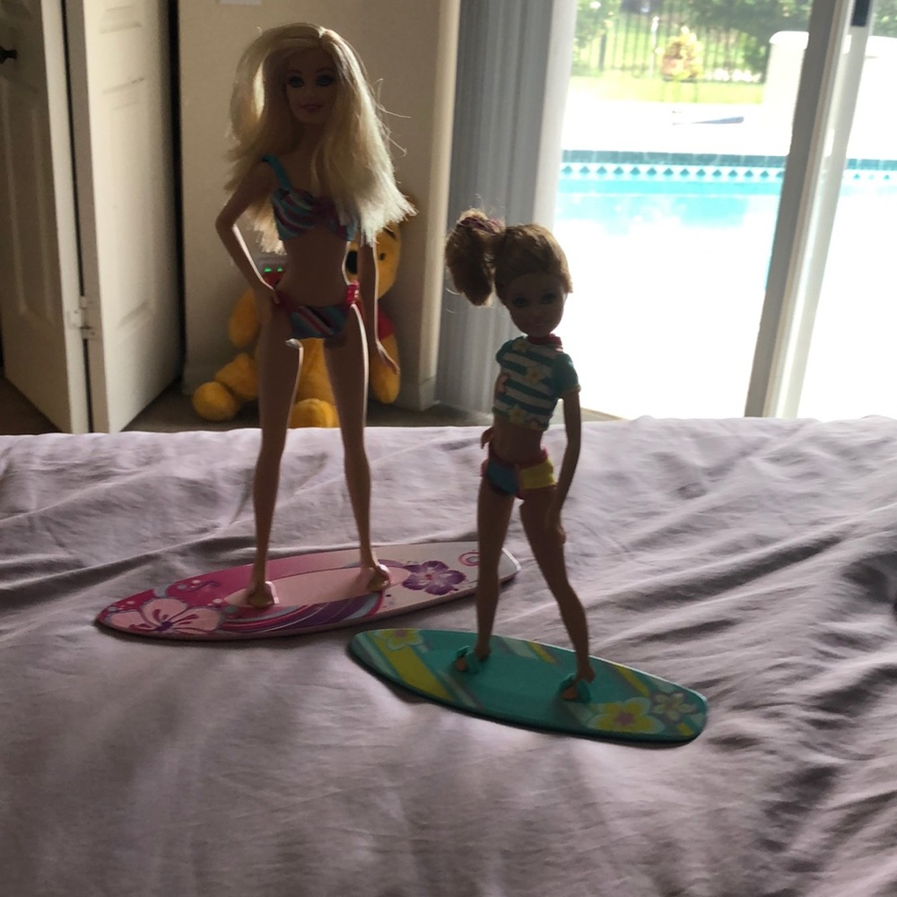 surf barbies